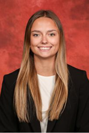 Headshot of Carly Lewis