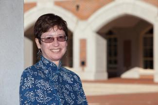 ‘Standing up for the underserved’: Professor honored for rural work